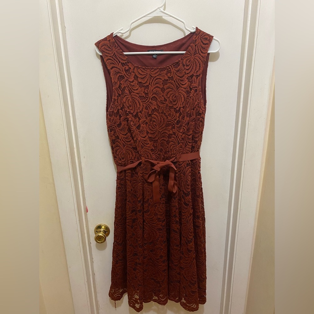 Sharagano Lace Midi Dress in Deep Rust